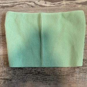 Aritzia Babaton Knit Sculpted Crop Tube Top